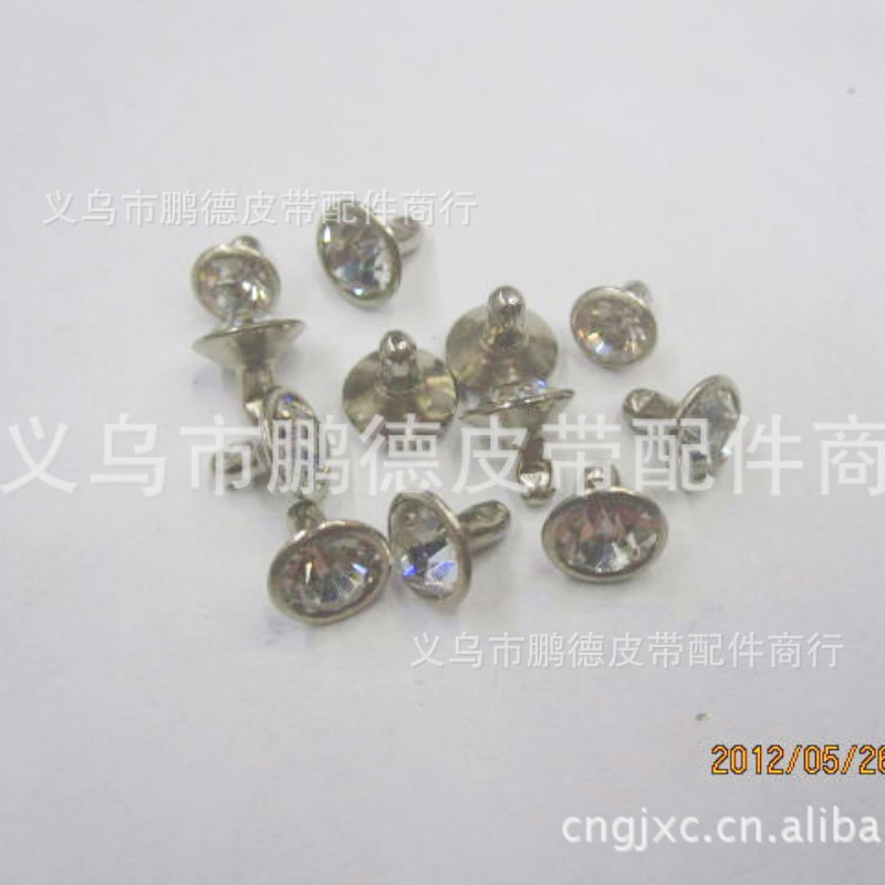 厂家批发5-12mm开花脚帽钉脚四爪水钻管钻钻钉钻石镶钻带钻铆撞钉