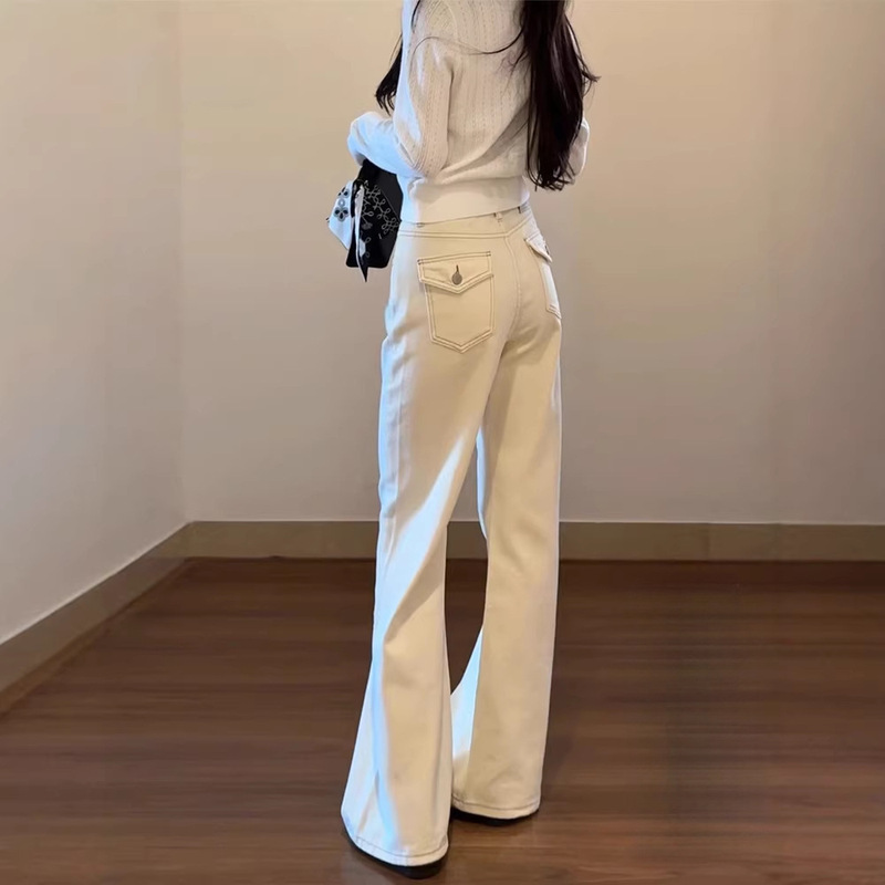 Off-White Spring and Summer Flared Jeans for Women 2026 Autumn and Winter New Style Slimming Drapey Non-Tight Straight-Leg Flared Pants