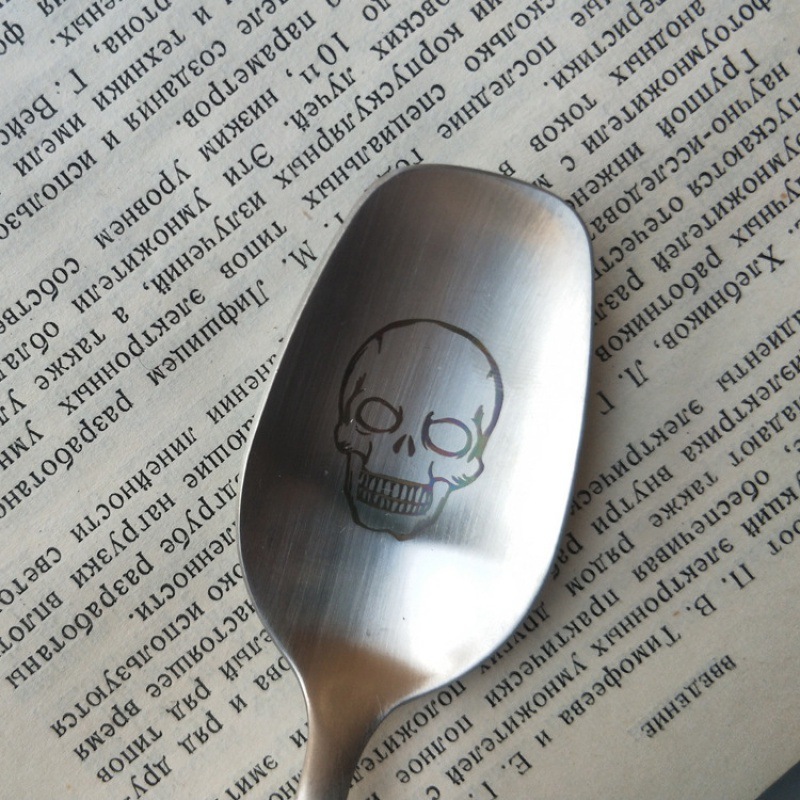 ハロウィーン手描き創作模様頭蓋スプーンフォーク食器304ステンレススプーン国境を越えた頭蓋手フォーク|undefined