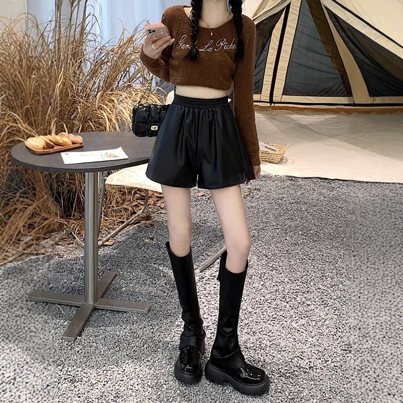 2026 New Autumn and Winter Pu Leather Shorts for Women, Coffee Color, High-Waisted, Slimming A-Line Pants, Loose Fit, Wide-Leg Casual Pants for Outerwear