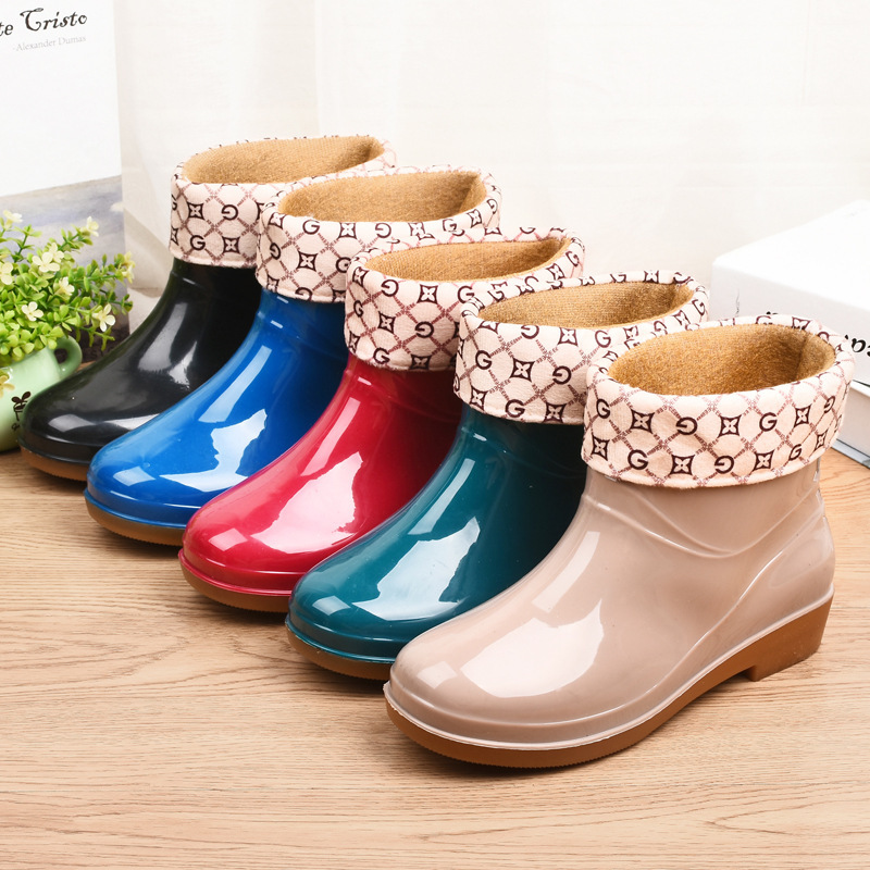 Short rain boots Women's tendon bottom low tube water shoes cotton-padded warm protective shoes non-slip rain boots work shoes wholesale Short rain boots Women's tendon bottom low tube water shoes cotton-padded warm protective shoes non-slip rain boots work shoes wholesale