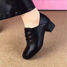 时尚粗跟单鞋女2024年秋季新款百搭软底女鞋中跟皮鞋爆款舞蹈鞋女