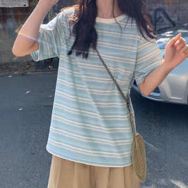 韩系ins浅蓝色条纹T恤女短袖夏季宽松休闲小清新百搭减龄甜美上衣