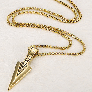 European and American Versatile Ins Trendy Hip Hop Cool Accessories Men's Necklace Retro Arrow Pendant Titanium Steel Jewelry