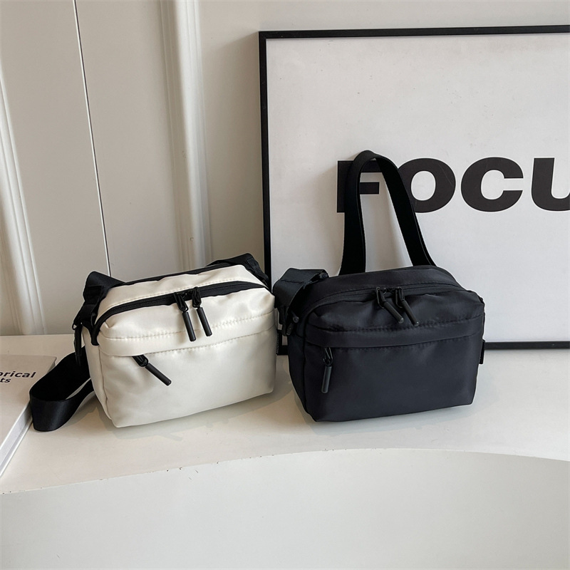Bolso cruzado de lona Oxford – diseño unisex, amplio, ideal para uso diario image 4