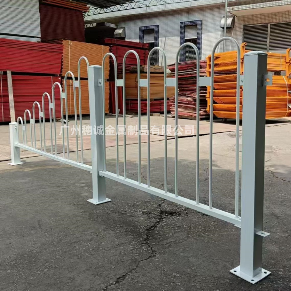 空心市政道路护栏 城市交通防撞隔离栏 人行道安全分流防护栏