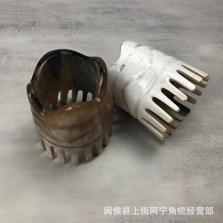 Natural Horn Massage Comb Wide Tooth Scalp Comb for Hair Washing and Meridian Head Care 10cm key features