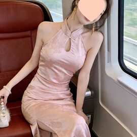 改良旗袍女新中式感缎面修身无袖连衣裙女新款绝美气质裙
