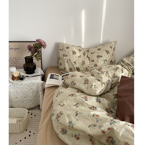 Retro cream flower ins small floral cotton bed sheet four-piece set princess style 100 pure cotton quilt cover bed sheet four-piece set