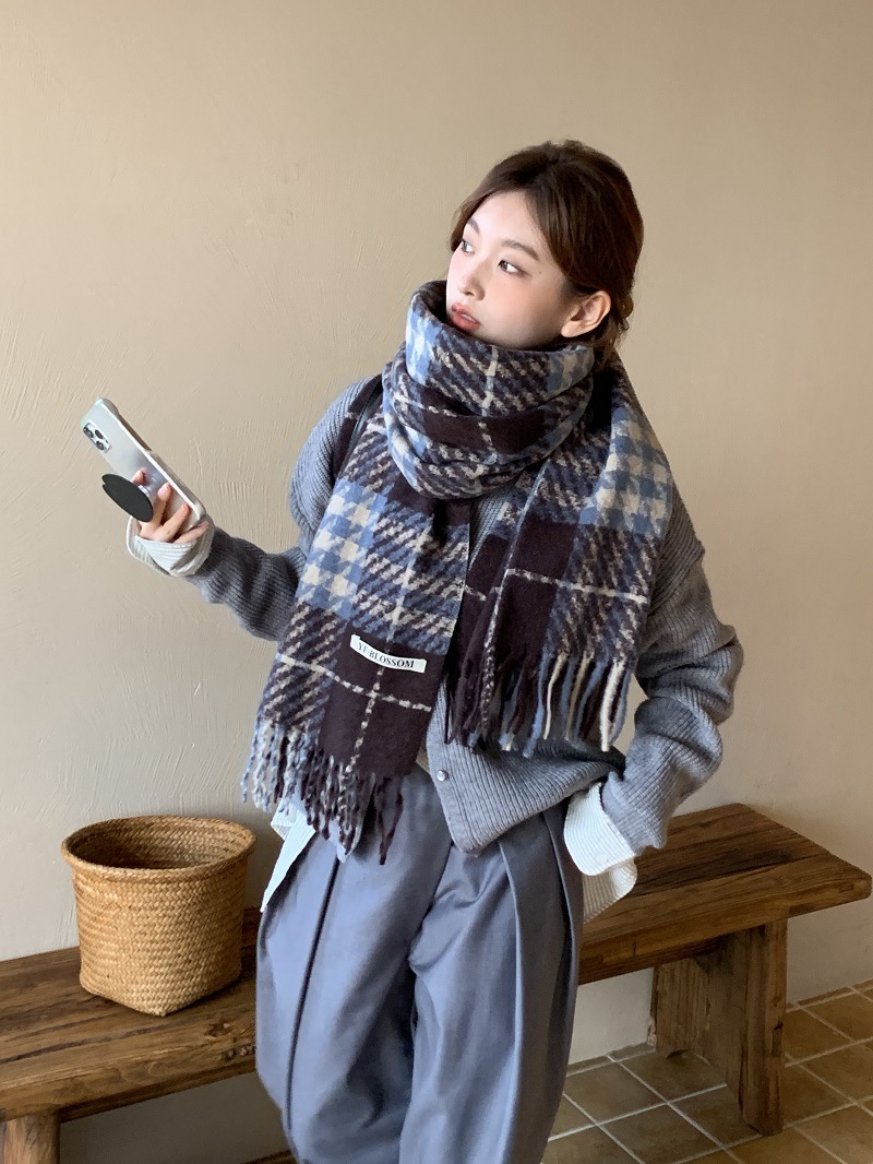 Women's Cashmere Scarf In Retro Blue Thousand Bird Grid Pattern_voghion.com