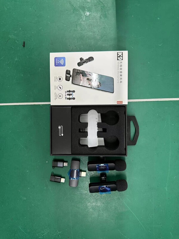 ワイヤレスラベリアマイク K8K9K35 1 対 2 マイク携帯電話ライブ録音ラジオインテリジェントノイズリダクションマイク|undefined