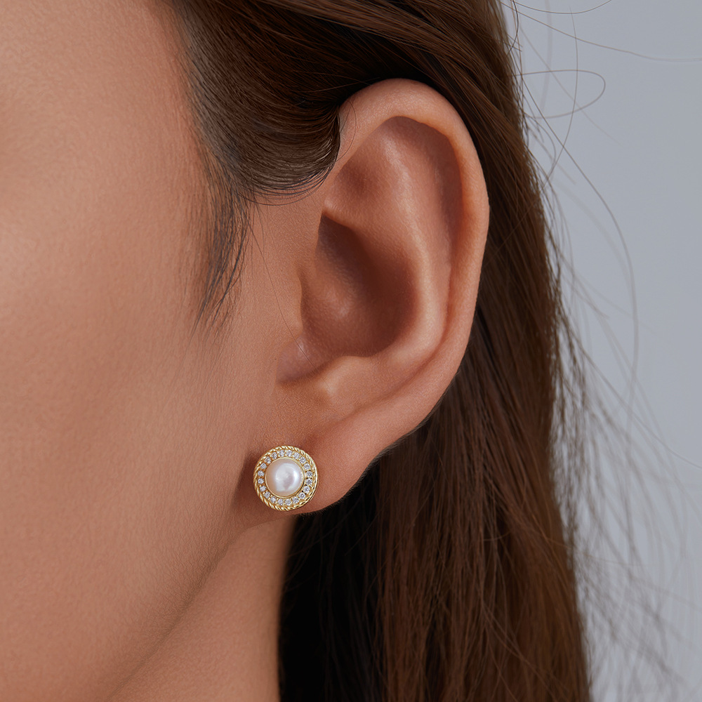 Pendientes de plata esterlina de La Perla de agua dulce natural retro europeo y americano pendientes exquisita Luz de lujo micro incrustaciones de circón pendientes elegantes simples pendientes