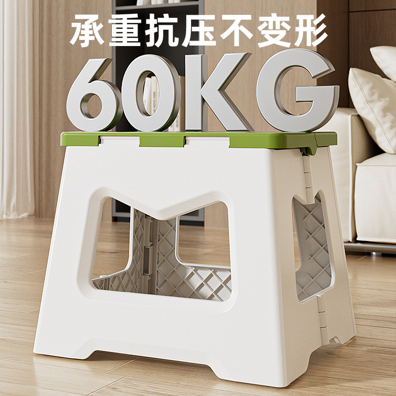 Folding handheld travel train