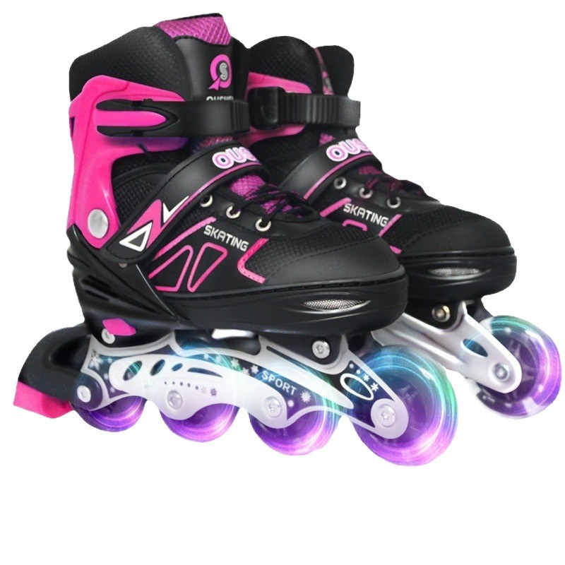 Línea de coche adulto transfronterizo zapatos de patinaje suave completo niños estudiantes zapatos de patinaje sobre ruedas fila recta zapatos de patinaje ajustable traje de Flash completo