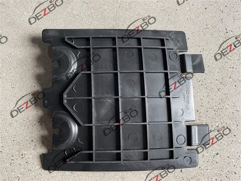 Suitable for Mercedes-Benz Glc-Class Fenders W253 Front Wheel Liner Glc200 Rear Wheel Glc260L Cover Plate Glc300L