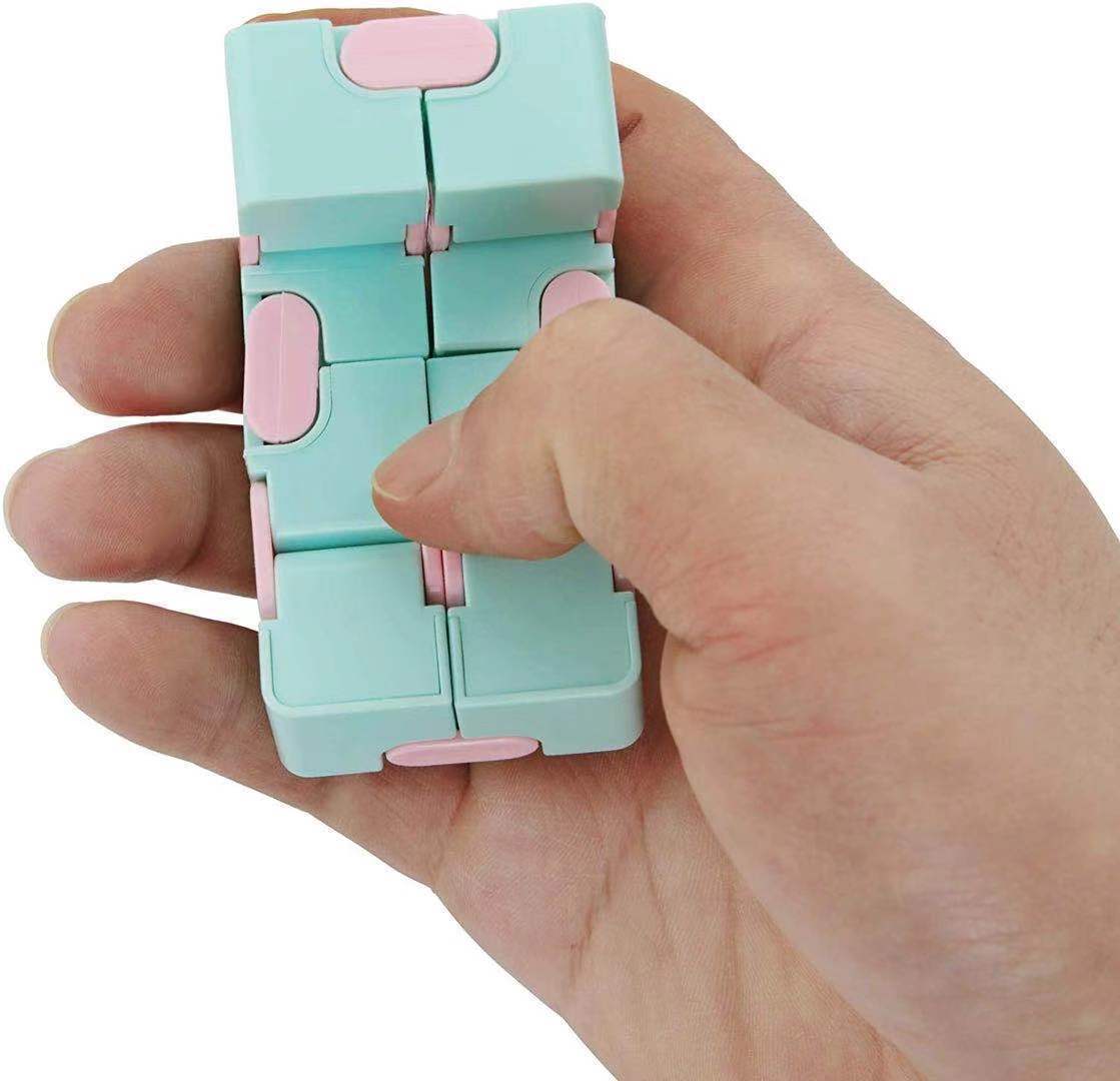 thumbnail image 5 of Nuevo juguete de descompresión del cubo de Rubik ilimitado, artefacto de salida creativo, descompresión, color de macarrón, yema del dedo, cubo de Rubik, 5 of 5