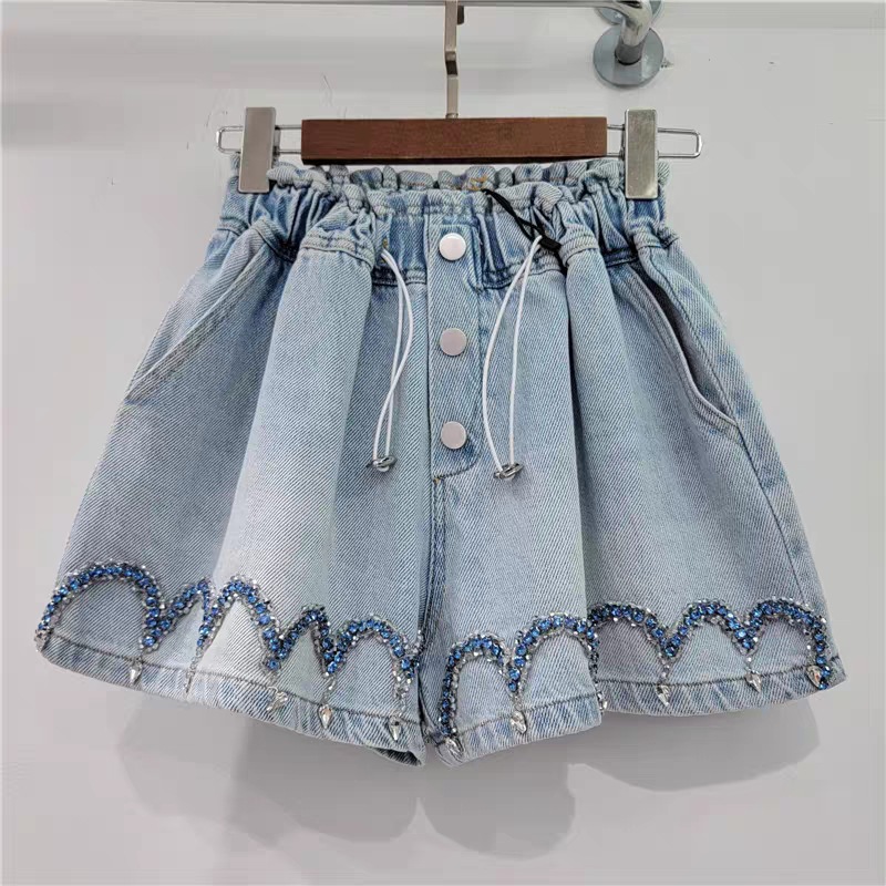 European Station 2025 European New Heavy Industry Design Wavy Pattern Beading High Waist Slimming Look Wide Leg Denim Shorts for Women