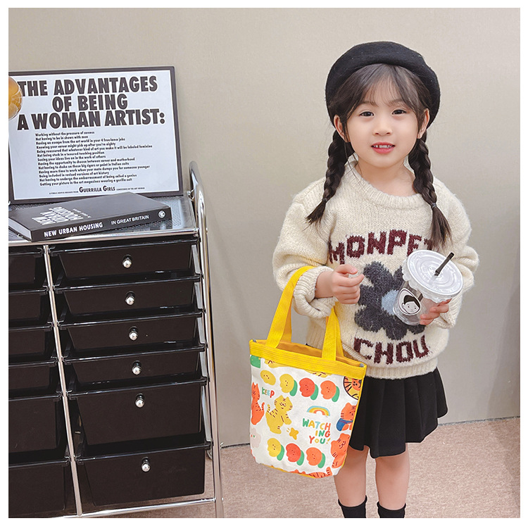 New gift packages: Instagram cute cartoon tiger, new bucket bag, hand-held canvas bag, and girlish round bucket bag undefined