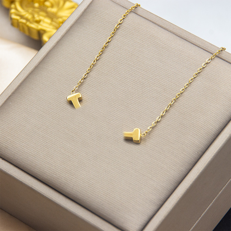 Titanium Steel Necklace Does Not Fade, Simple and Fashionable Smile Clavicle Chain, Versatile