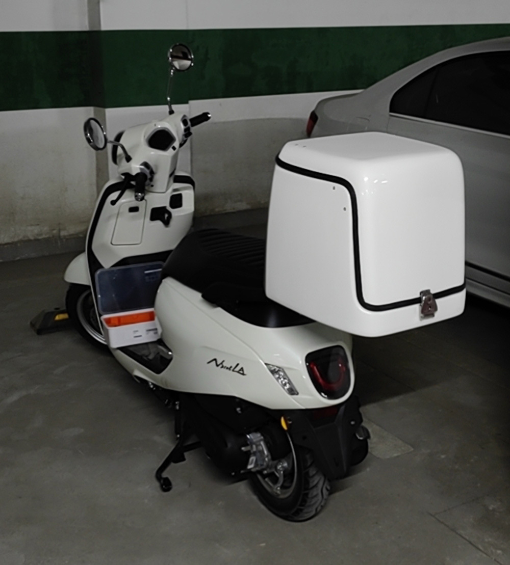 Motorcycle Tail Box, Large-Capacity Take-Out Box for Riders, Food Pizza Coffee Delivery Box, Insulated Food Delivery Box