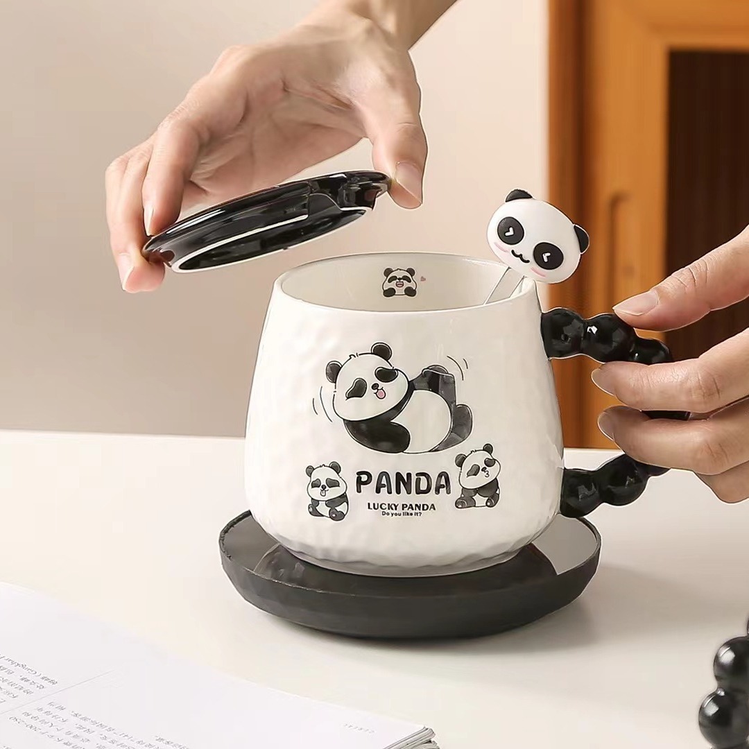 Creativo Panda cálido taza cálida encantadora taza de café de cerámica de oficina taza de agua de temperatura constante con cubierta taza de cápsula taza de personalidad