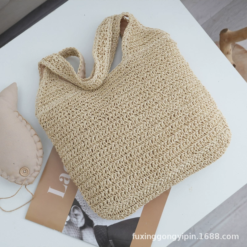 Beach straw capacious one-shoulder bag