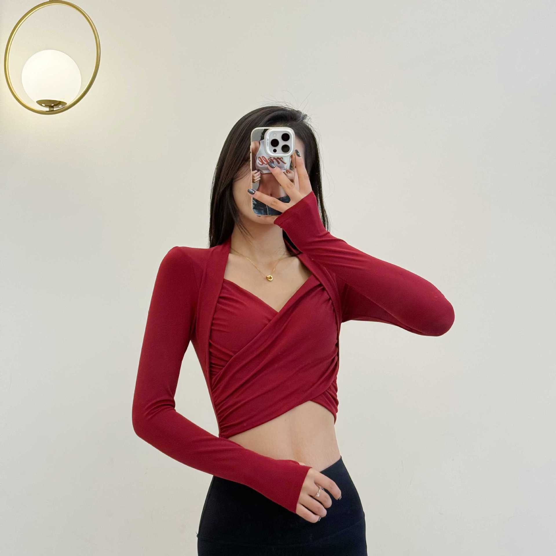 Long-Sleeved Yoga Clothes with Chest Pads for Women in Autumn, High-Looking Slimming Running Sports Tops, Pilates Fitness Clothes