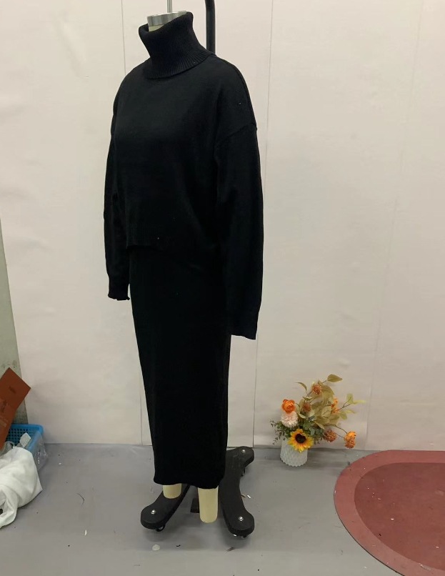 Dam set stickad tröja och kjol elegant för höst och vinter_voghion.com