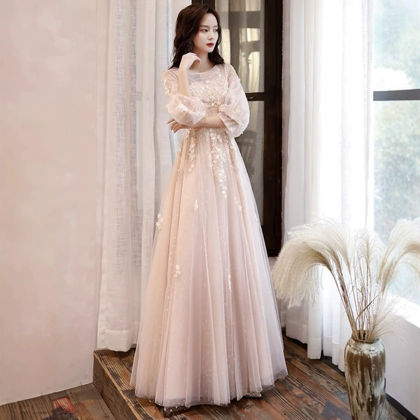 Champagne color