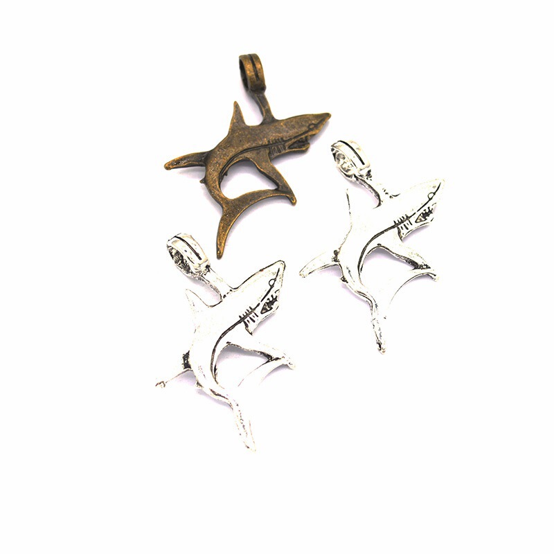 DIY Jewelry Accessories Shark Alloy Pendant Retro Alloy Small Pendant D718