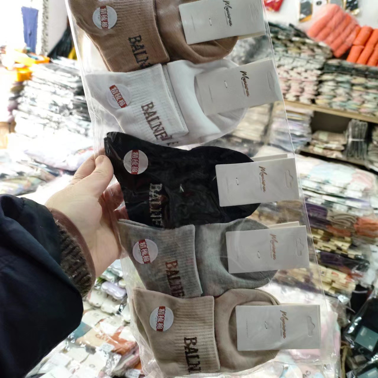 春夏款女士低腰短筒袜子运动版女士低腰袜子休闲透气舒适百搭现货