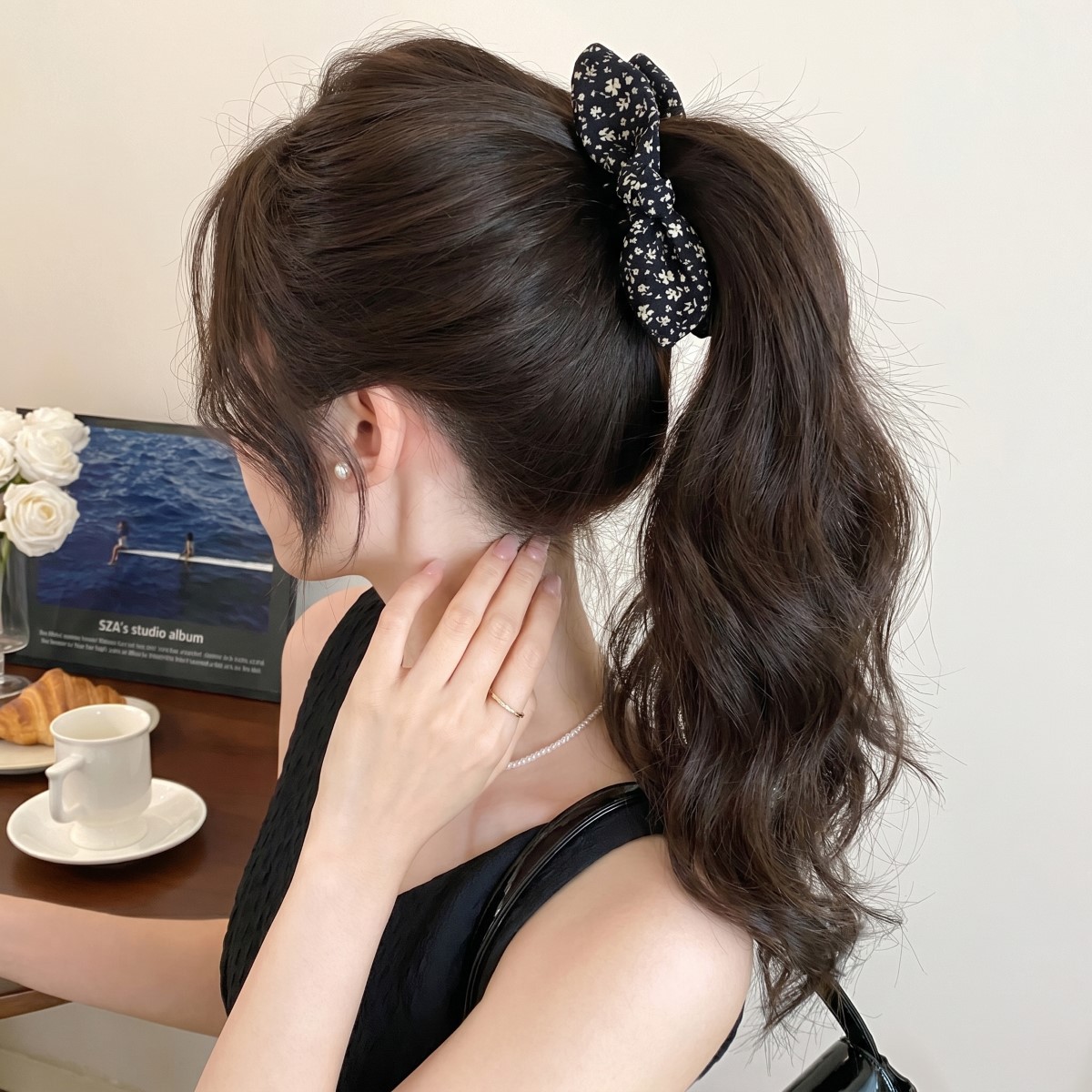 68# black floral bunny ear banana clip - 10cm
