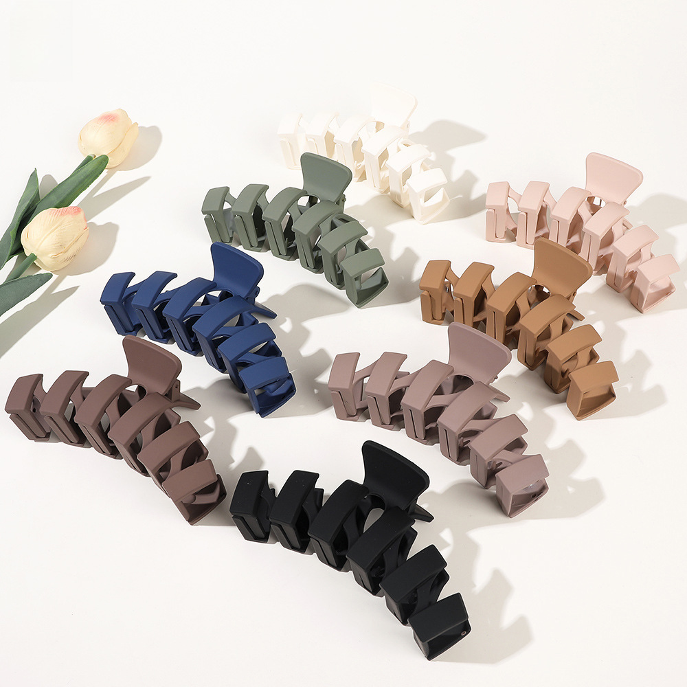 Oversized Shark Hair Claw Clip, Korean Morandi Style Hair Accessory_voghion.com
