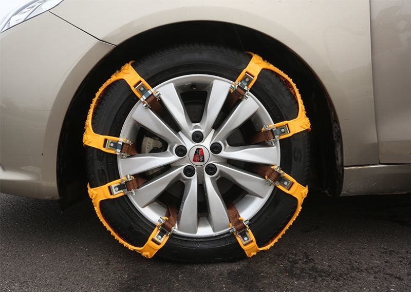Car Tire Anti-Slip Chains, Universal for Sedans, Suvs, and Off-Road Vehicles, Gear Clip Snow Chains, Cross-Border Wholesale