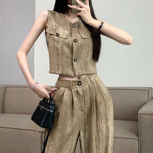 �͹ſ���ɫ�R�ןo������Ů�����b����һ����ֱͲ��ȃɼ���