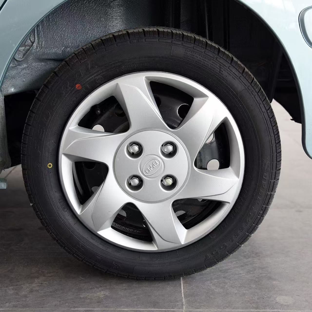 Suitable for the New Byd F0 Hub Cap 14inch Hub Cover Plastic Decorative Cover Wheel Housing Modification