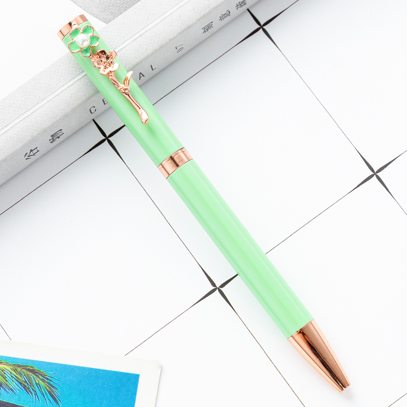 Nuevo color flor pluma clip perla bolígrafo creativo moda multicolor regalo publicidad pluma puede imprimir logo metal pluma