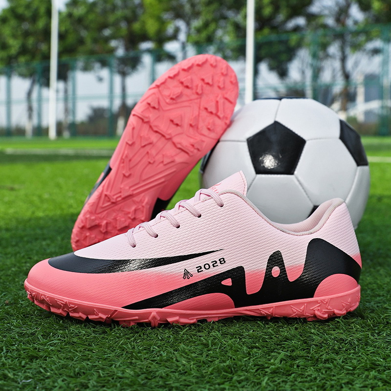 Nuevos zapatos de fútbol para niños transfronterizos zapatos de fútbol para hombres estudiantes zapatos de fútbol para mujeres TF zapatos de fútbol para hombres comercio exterior al por mayor