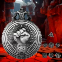 (Частная модель) DND Dice Jewelry Корпус ретро-раскладушка монах кулак узор подвески прямых продаж