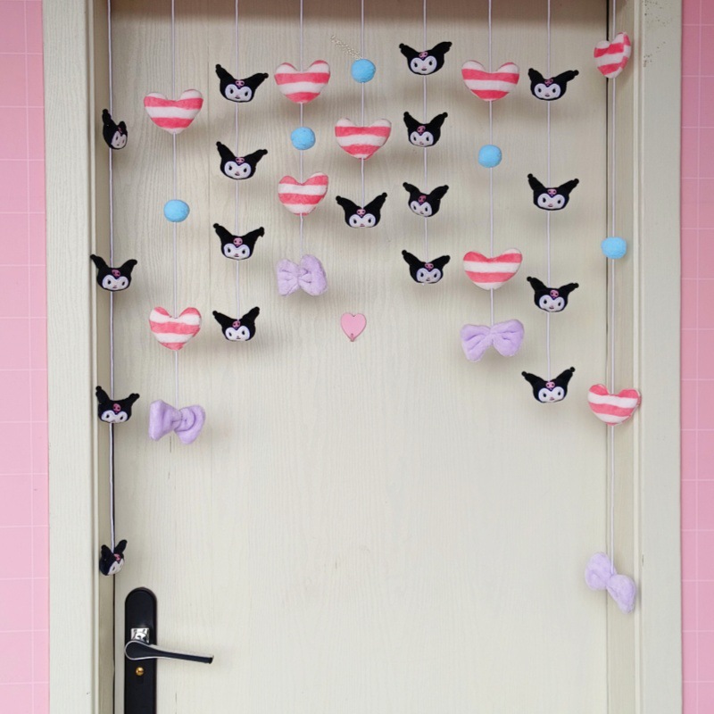 Dumbo Kloomi, 자체 접착 버클 제공