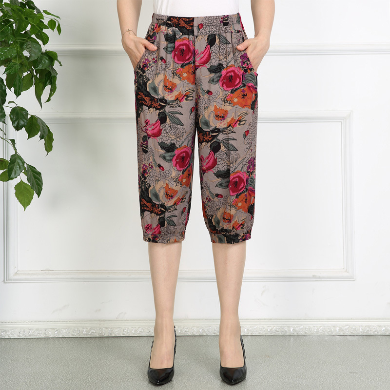 Women's summer cropped pants, lightweight and casual, suitable for urban and middle-aged women, available in various colors and patterns, including solid colors Women's summer cropped pants, lightweight and casual, suitable for urban and middle-aged women, available in various colors and patterns, including solid colors