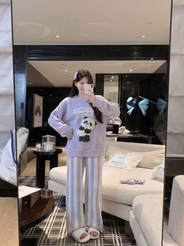 2025秋冬新品女式圆领软绵绵睡衣卡通熊猫家居服半边绒套装韩版|undefined