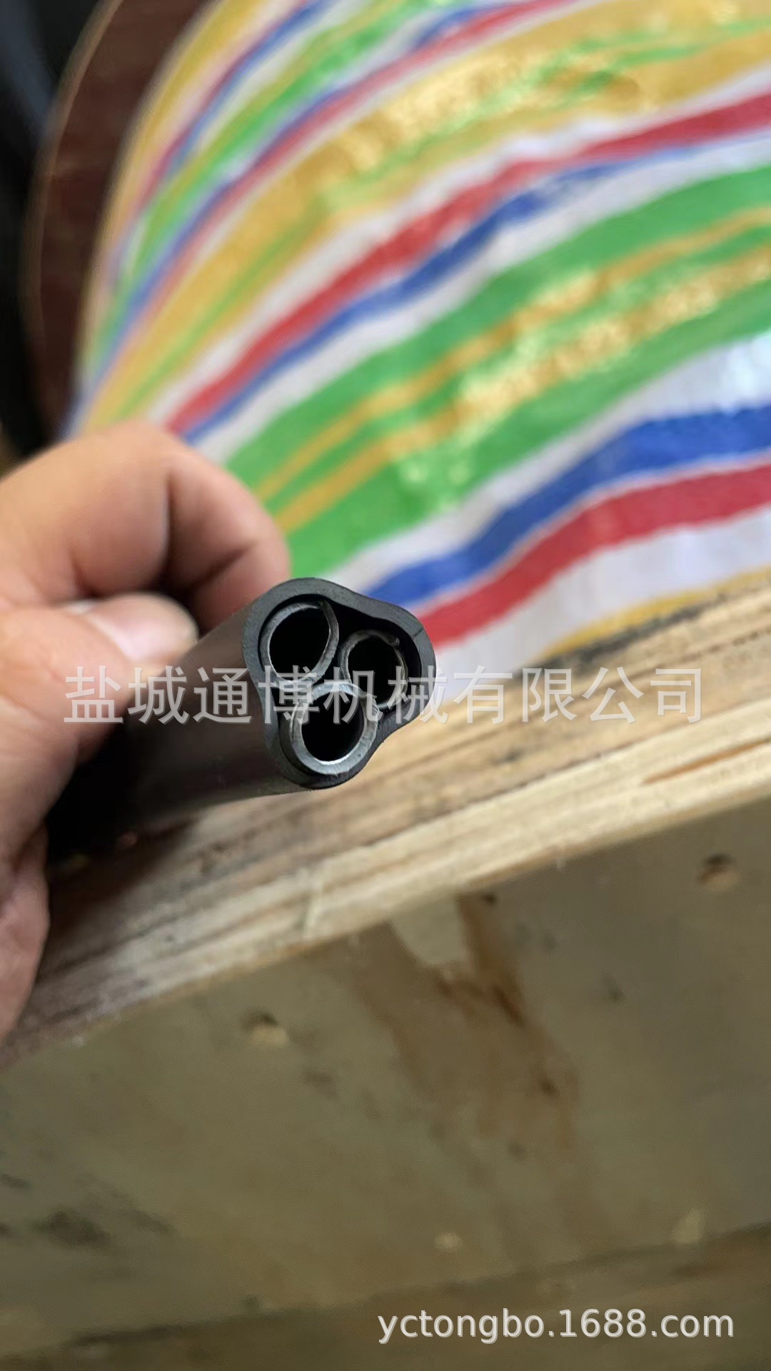 PE-ZKW8*1系列煤矿用束管