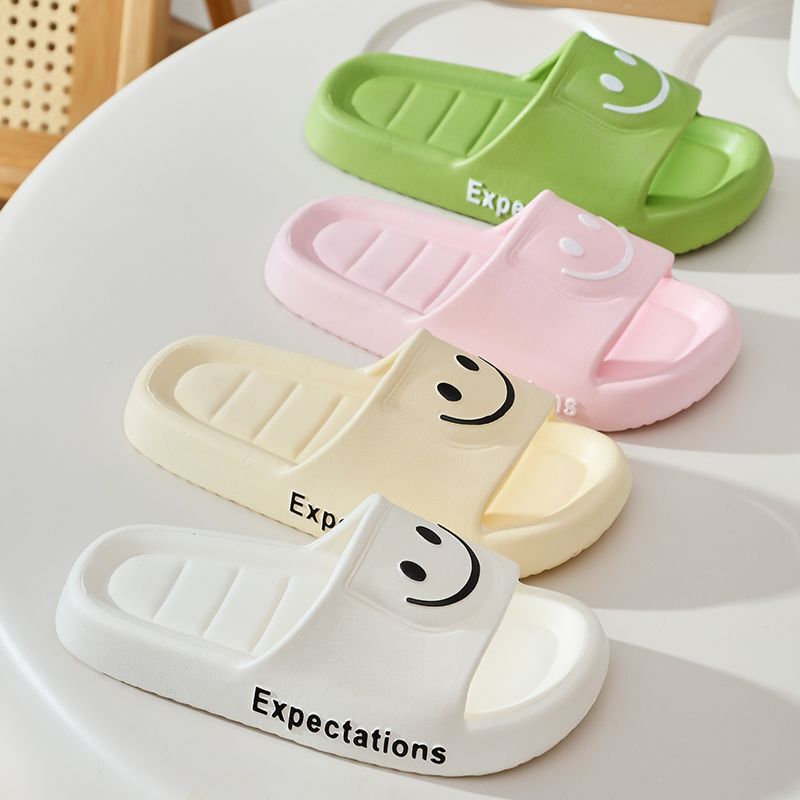 Smiley Face Decorative Trendy Slippers Eva Home Slippers for Women Comfortable Soft Sole Non-Slip Shoes Versatile Casual Indoor and Outdoor Wear