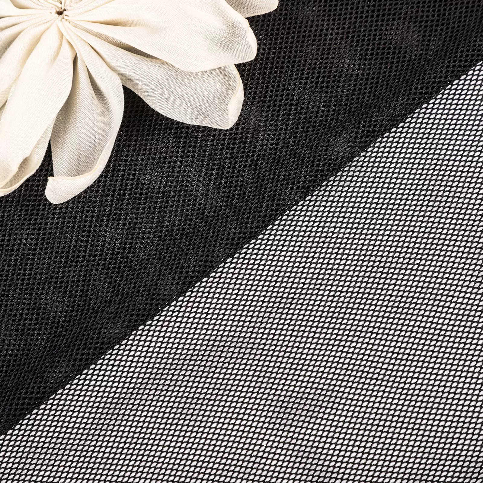 130克菱形网面料全涤 经编机织网布时装舞台服多用途网眼布用料