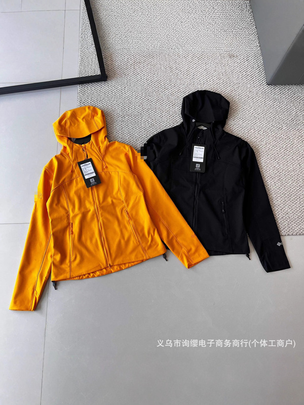 25S秋冬新款KLS女士户外冲锋衣夹克外套 凯乐太阳石连帽软壳上衣|undefined