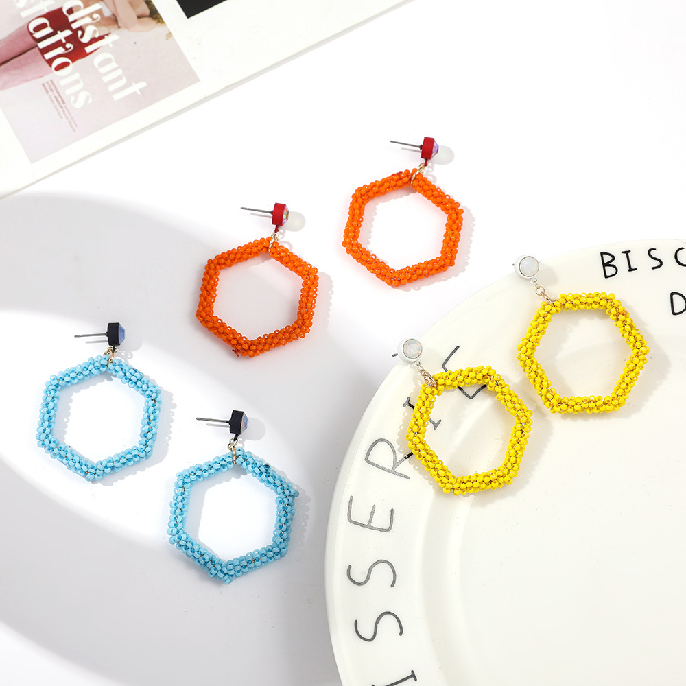 Boucles D&#39;oreilles Hexagonales En Perles De Couleur Bonbon Créatives display picture 11