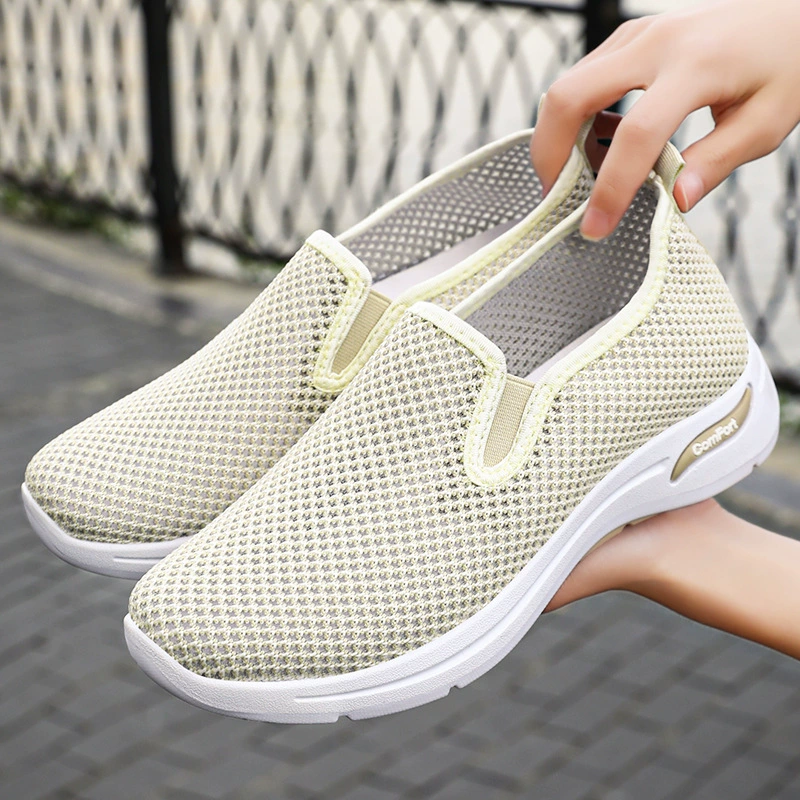 Осенние женские туфли с мягкой подошвой, не утомляющие ноги, туфли для мам, трансграничная дропшиппинг-продажа, дышащие повседневные туфли без застежек с сетчатыми вставками для женщин