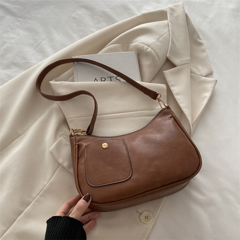 Bolso de mujer 2024 nueva moda de gran capacidad bolso de mujer de mediana edad cuero suave universal atmósfera bolso de mujer popular