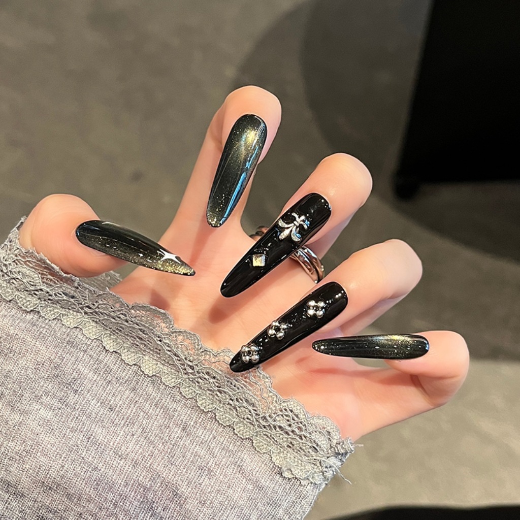 Uña hecha a mano de Europa y los Estados Unidos, joyas de uñas ultra largas, productos terminados transfronterizos, 10 piezas de uñas, parches de alta calidad al por mayor